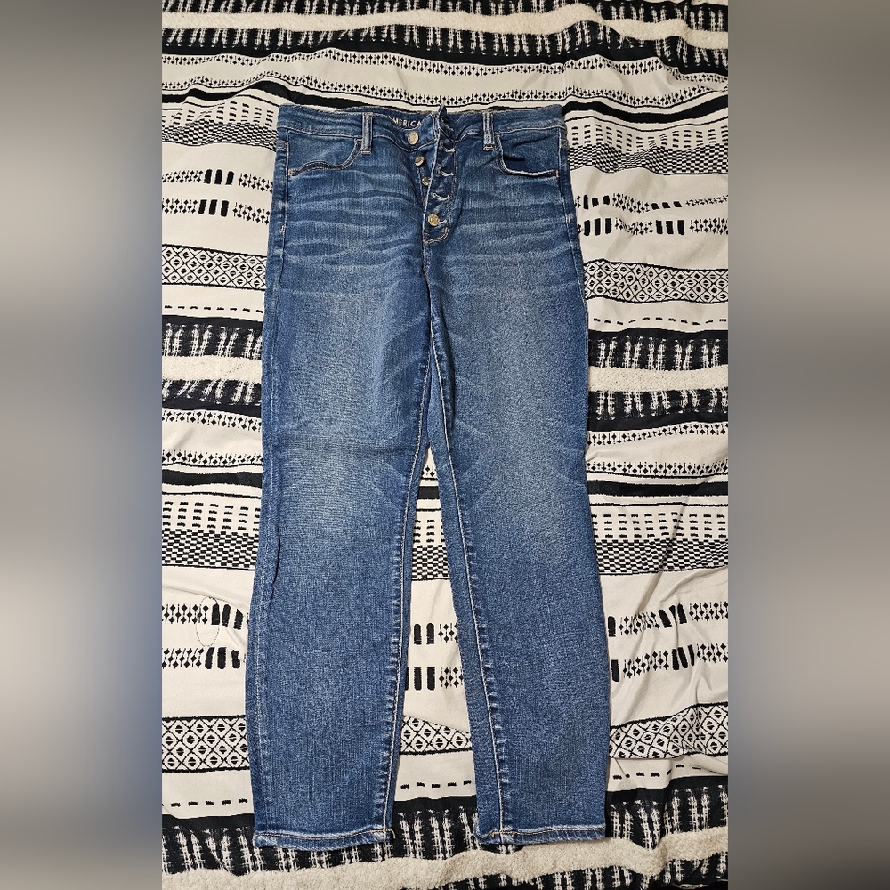 American Eagle size 14s